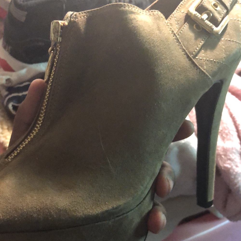 Guess heels - Picture 2 of 4
